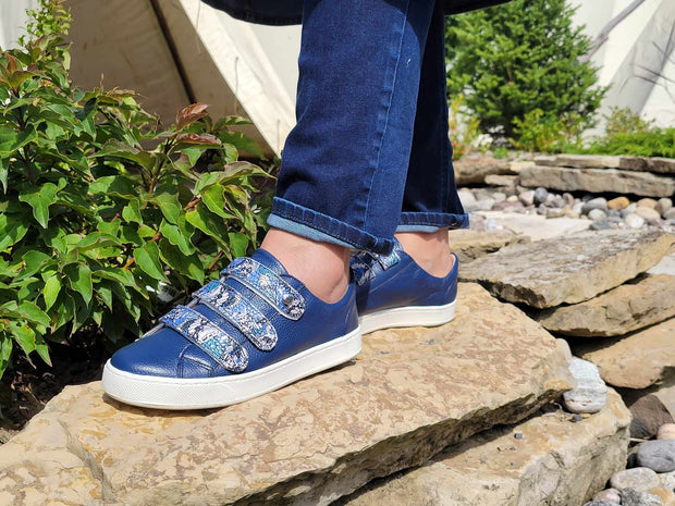Blue Leather +Butterflies Velcro-Sneakers