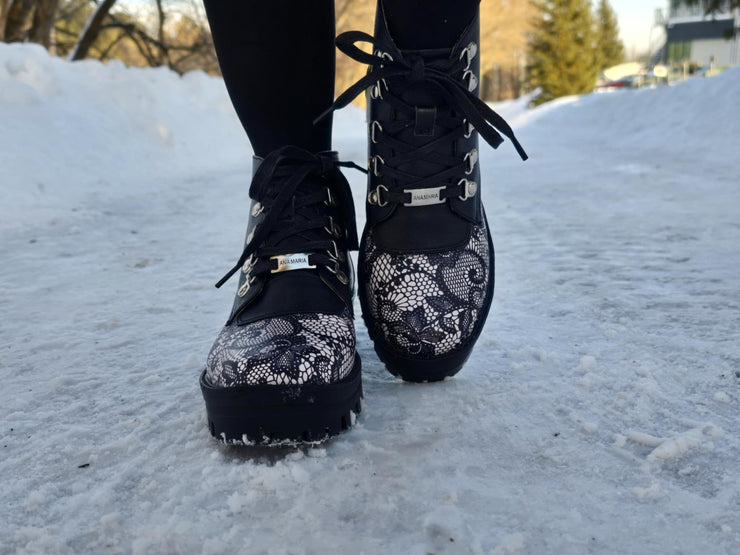 BLACK + PRINT FLOWERS -BOOTS